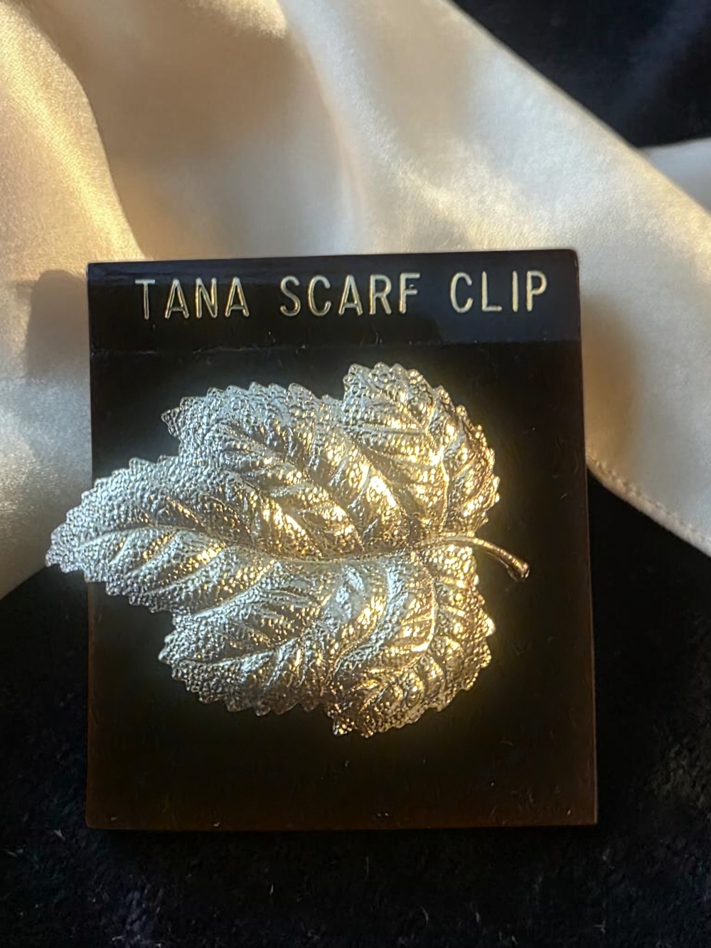 Vintage Tana Scarf Clip Silver Leaf